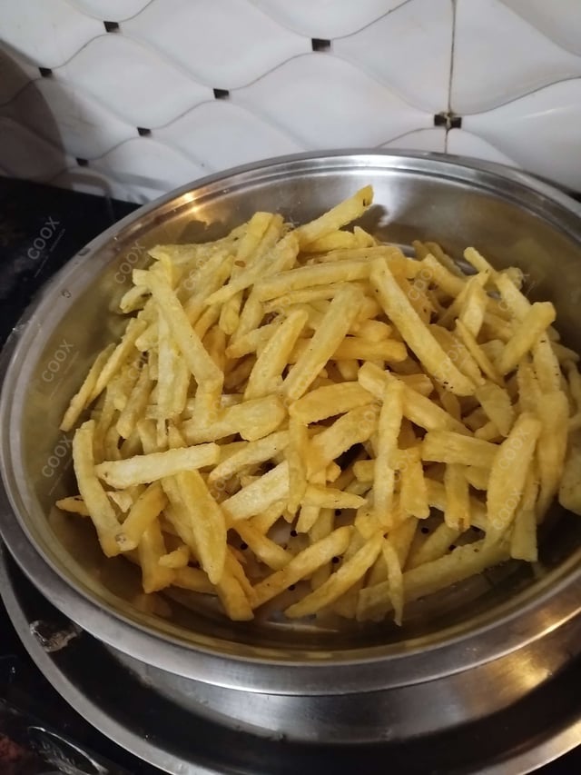 Delicious French Fries prepared by COOX