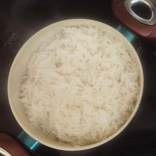 Delicious Steamed Rice prepared by COOX