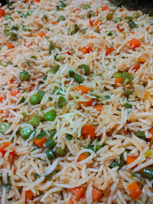 Delicious Veg Fried Rice prepared by COOX