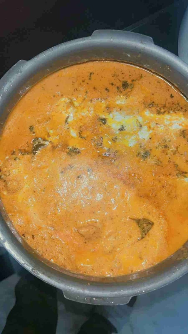 Delicious Butter Chicken prepared by COOX