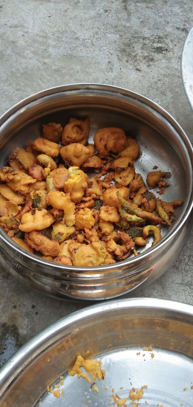 Delicious Mix Pakode prepared by COOX