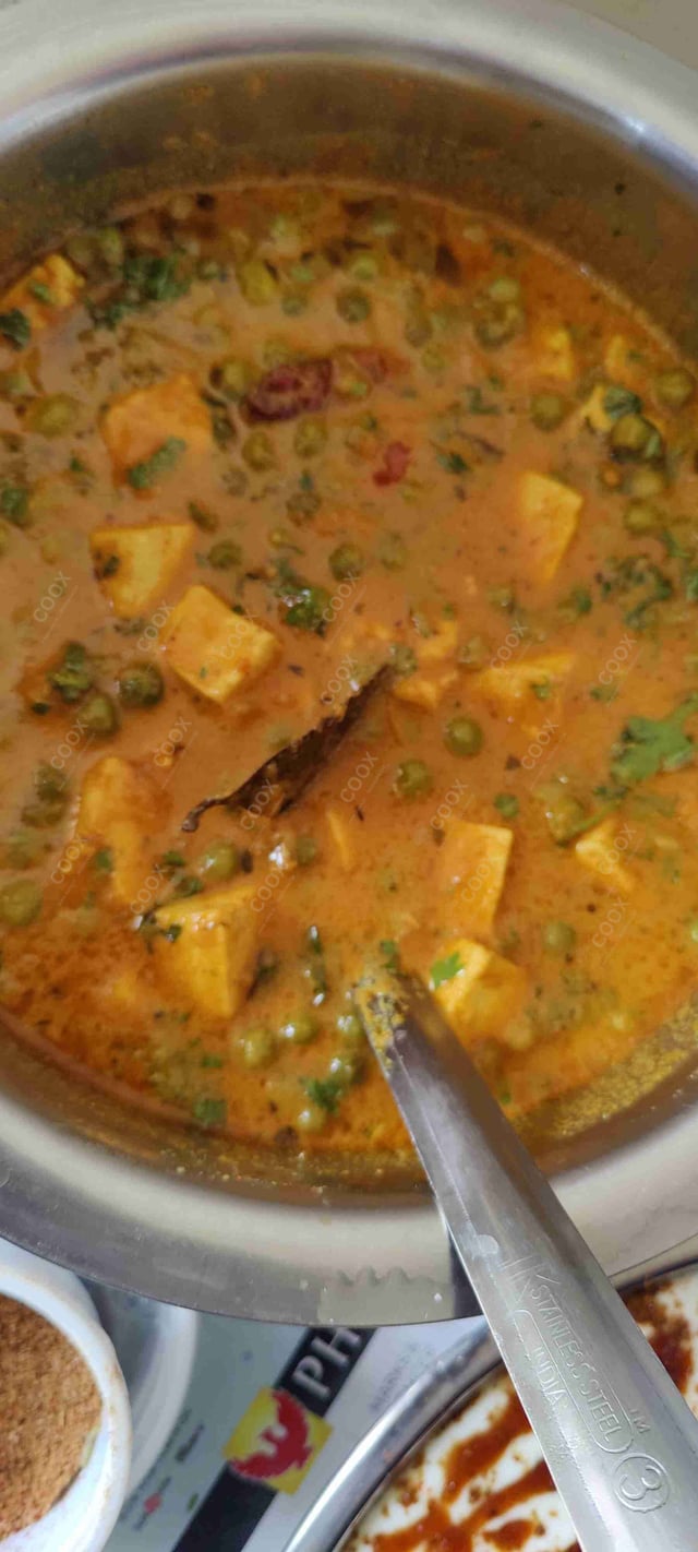 Delicious Matar Paneer prepared by COOX