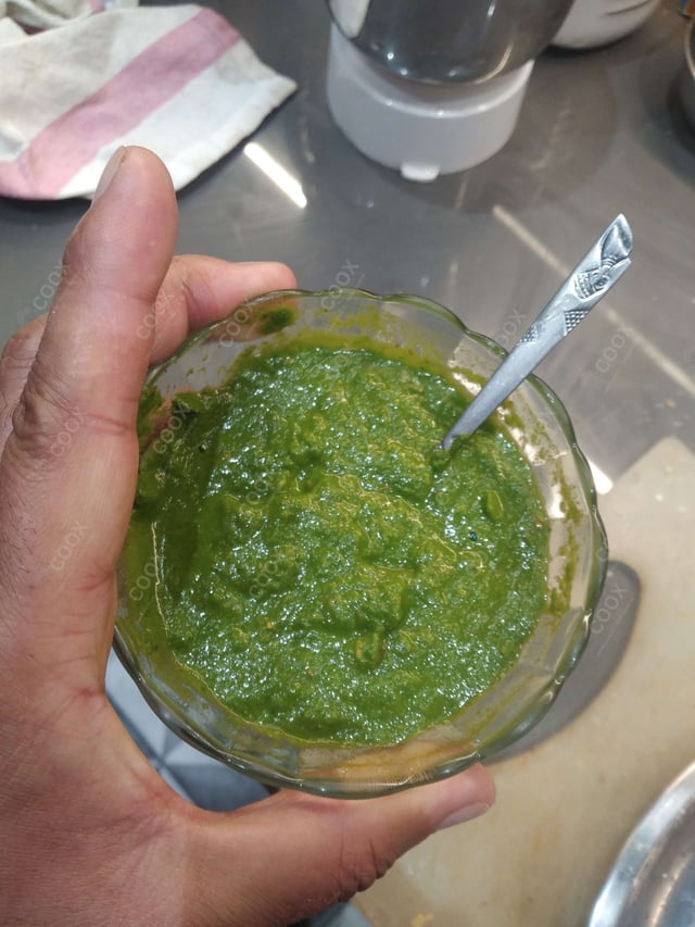 Delicious Green Chutney prepared by COOX