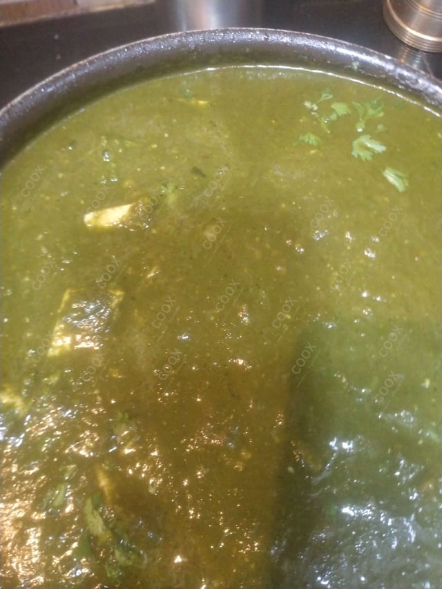 Delicious Palak Paneer prepared by COOX