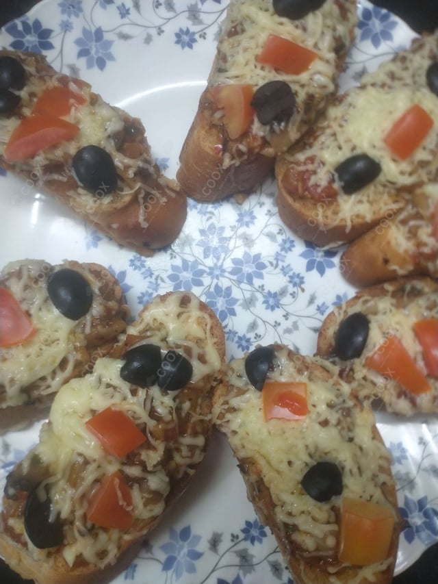 Delicious Tomato Mushroom Bruschetta prepared by COOX