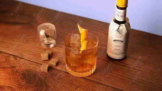 Delicious Old Fashioned prepared by COOX