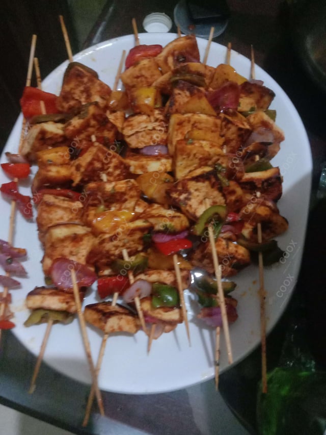 Delicious Paneer Shashlik prepared by COOX