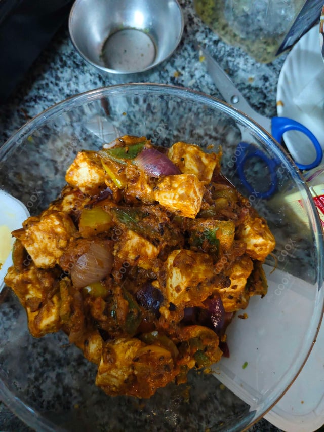 Delicious Kadhai Paneer prepared by COOX