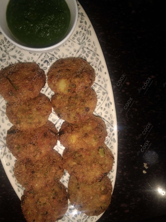 Delicious Veg Cutlets prepared by COOX