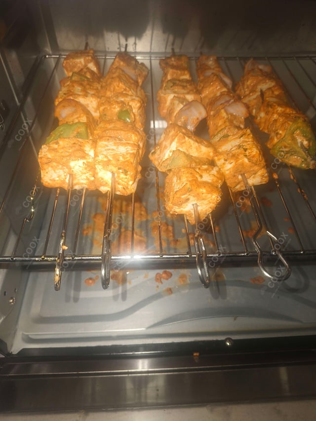 Delicious Paneer Tikka prepared by COOX