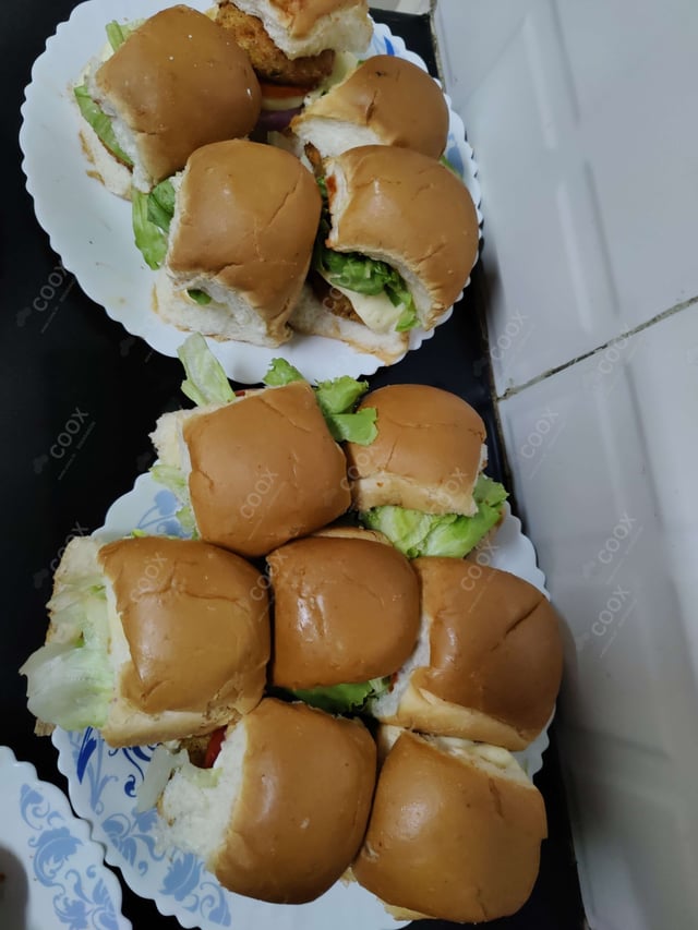 Delicious Mini Veg Burgers prepared by COOX