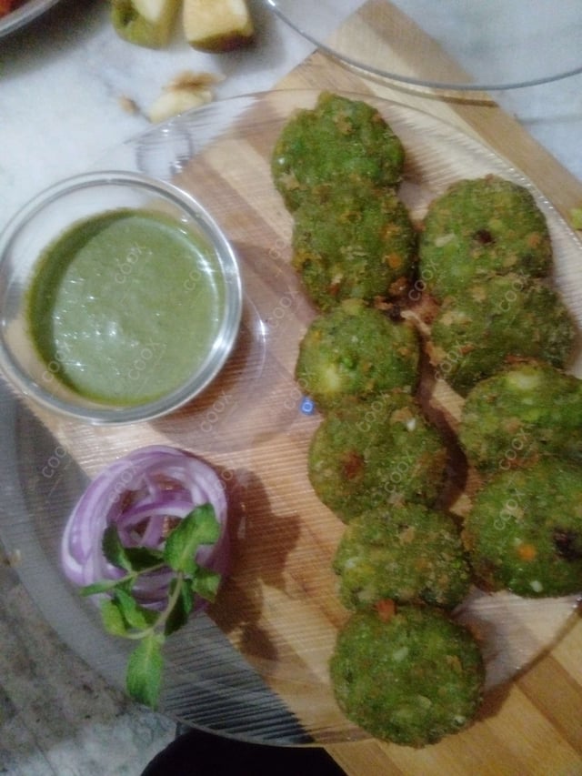 Delicious Hariyali Kebab prepared by COOX