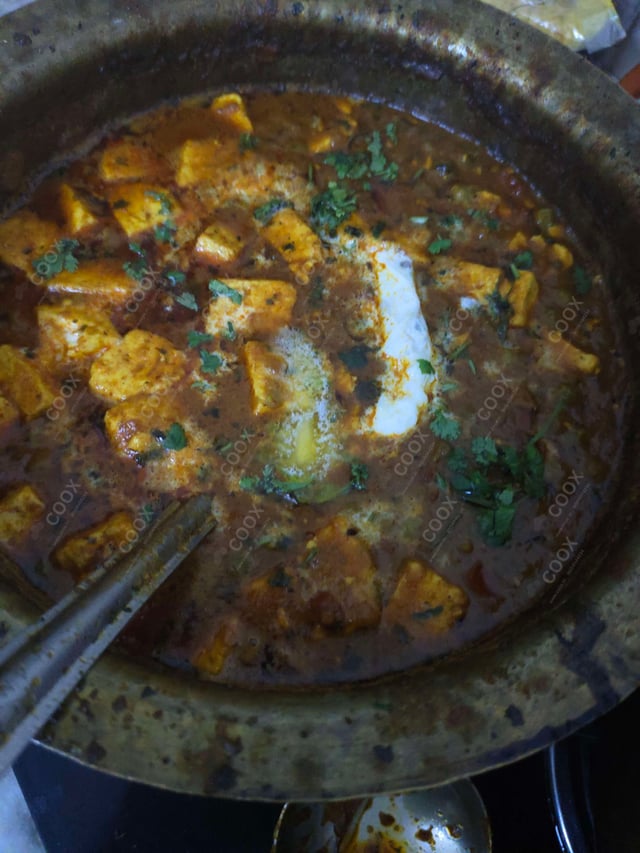 Delicious Matar Paneer prepared by COOX