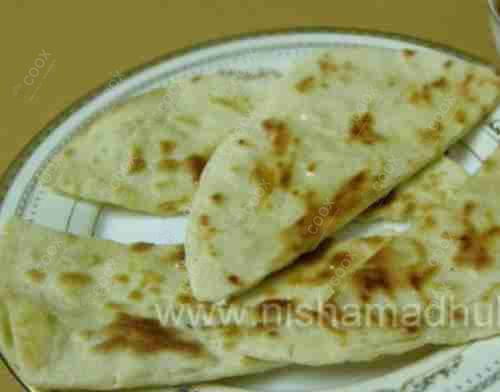 Delicious Naan (Butter / Garlic) prepared by COOX