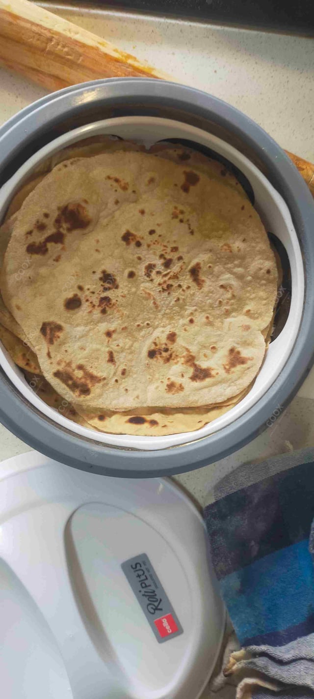 Delicious Tawa Rotis prepared by COOX