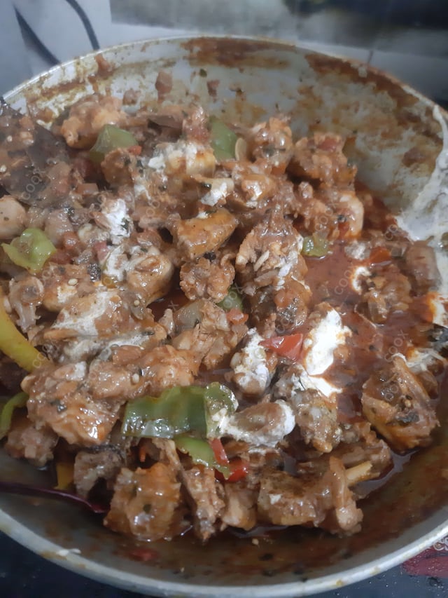 Delicious Kadhai Chicken prepared by COOX