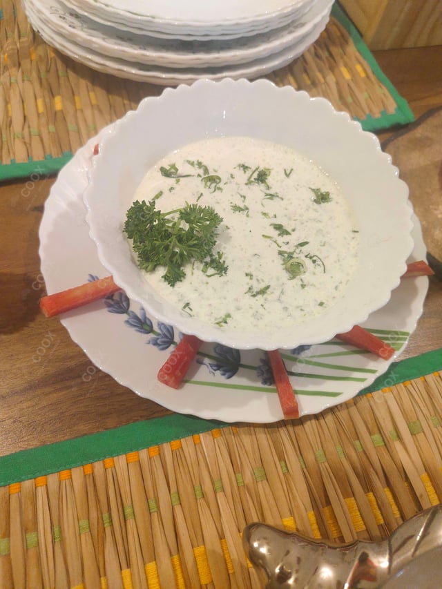 Delicious Yogurt Parsley Dip prepared by COOX