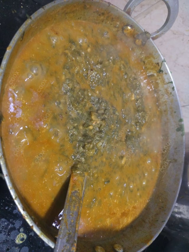 Delicious Palak ka Saag prepared by COOX