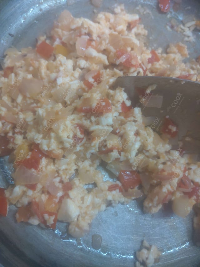 Delicious Paneer Bhurji prepared by COOX