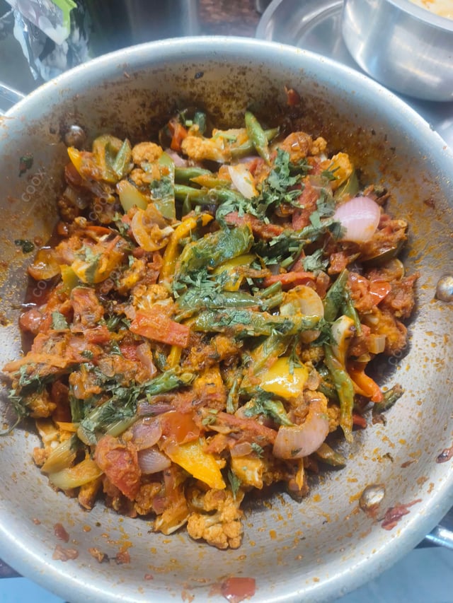 Delicious Veg Jalfrezi prepared by COOX