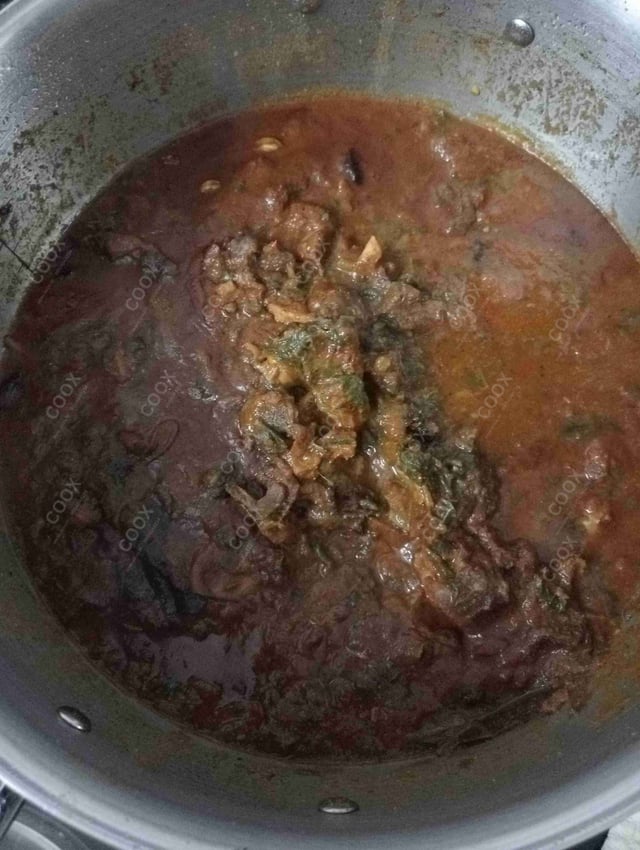 Delicious Saag Gosht prepared by COOX