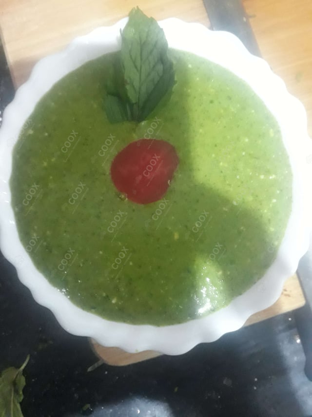 Delicious Green Chutney prepared by COOX