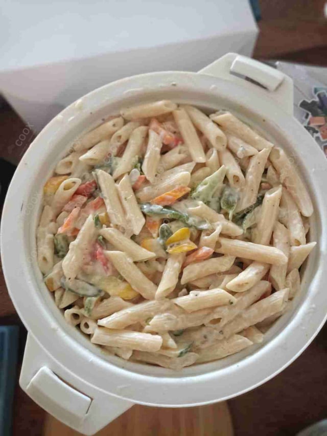 Delicious Pasta in White Sauce prepared by COOX