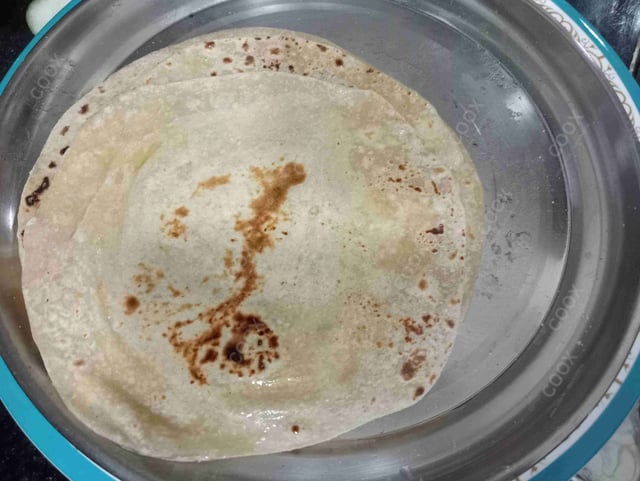 Delicious Tawa Rotis prepared by COOX