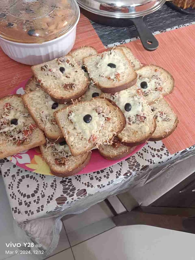 Delicious Tomato Mushroom Bruschetta prepared by COOX