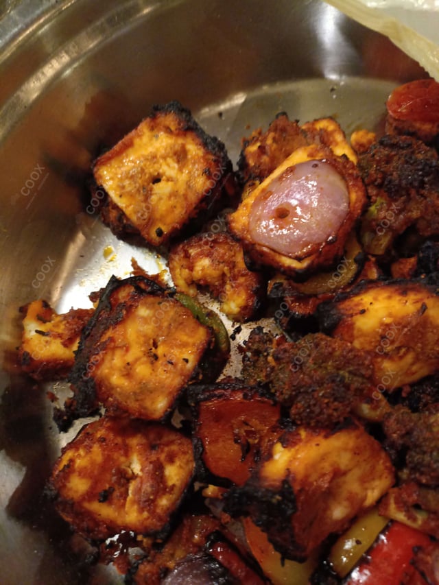 Delicious Paneer Tikka prepared by COOX