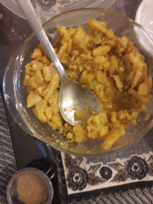 Delicious Aloo Gobhi prepared by COOX