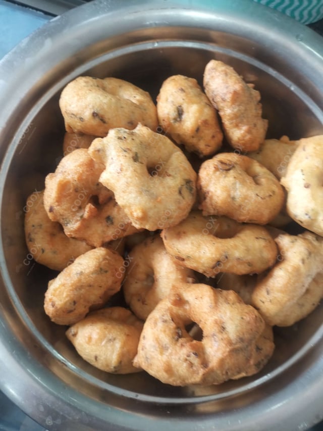 Delicious Medu Vada prepared by COOX