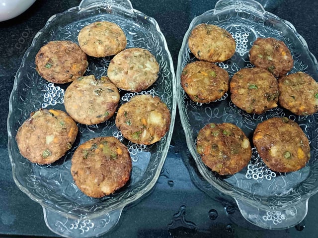 Delicious Veg Cutlets prepared by COOX