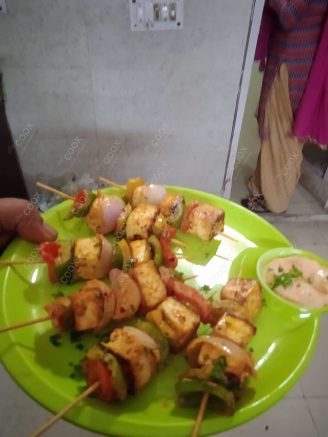 Delicious Paneer Shashlik prepared by COOX