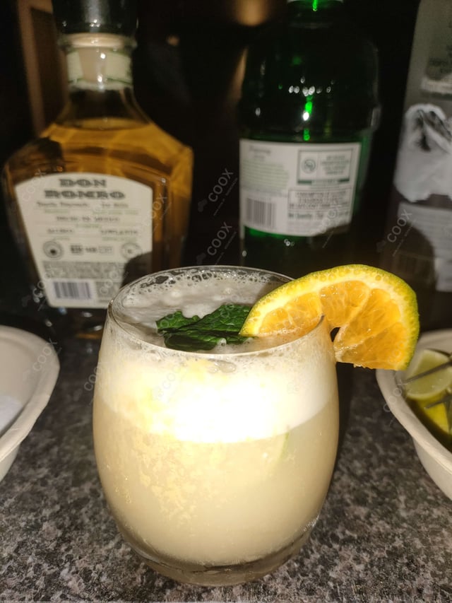 Delicious Whiskey Sour prepared by COOX