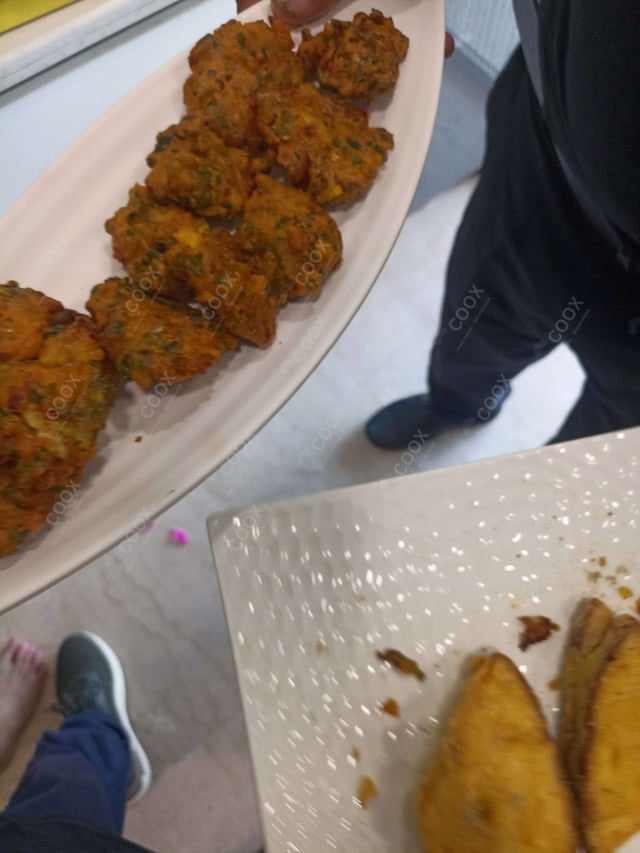 Delicious Mix Pakode prepared by COOX