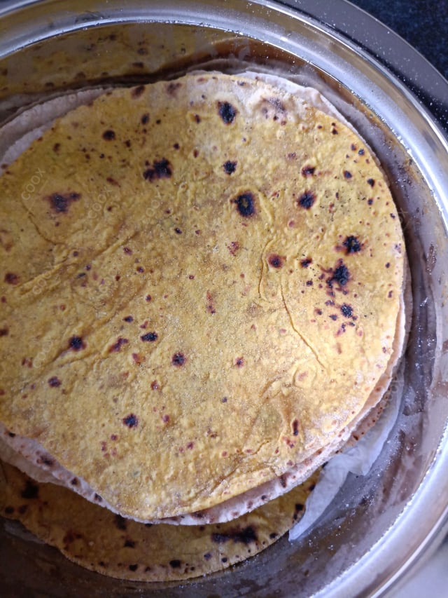 Delicious Missi Roti prepared by COOX