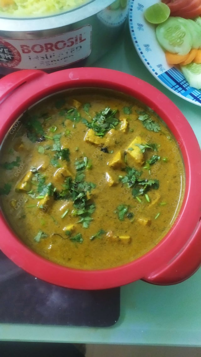 Delicious Kadhai Paneer prepared by COOX