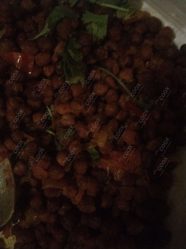 Delicious Kala Chana (Dry) prepared by COOX