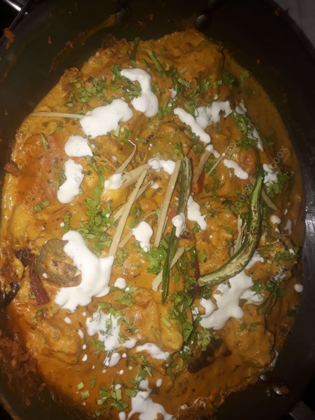 Delicious Kadhai Chicken prepared by COOX