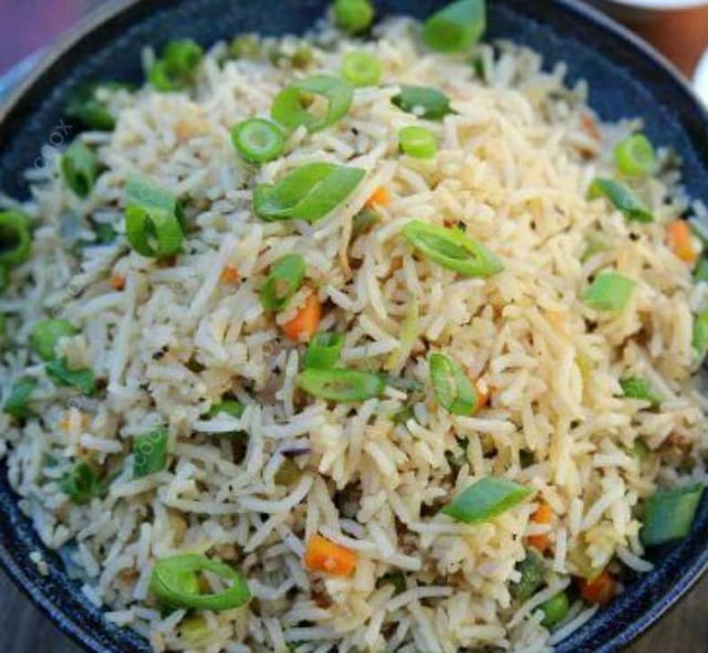 Delicious Veg Fried Rice prepared by COOX