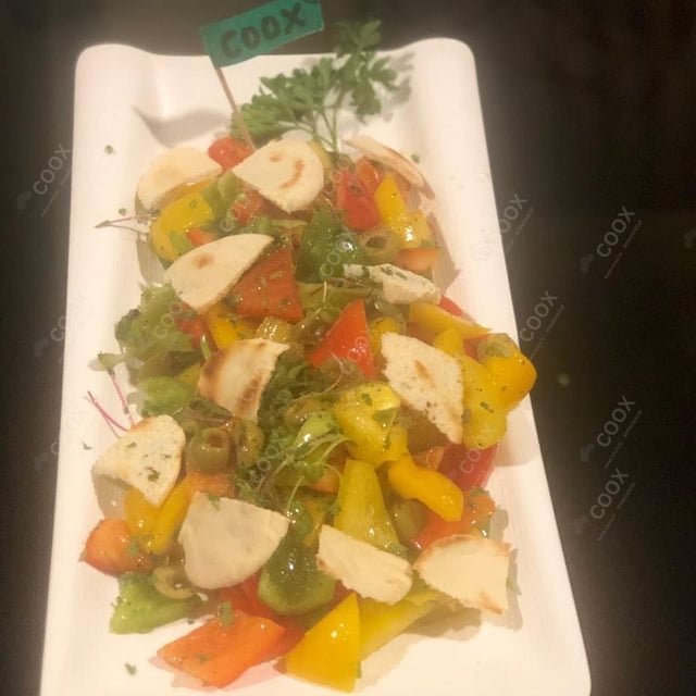 Delicious Fattoush Salad prepared by COOX