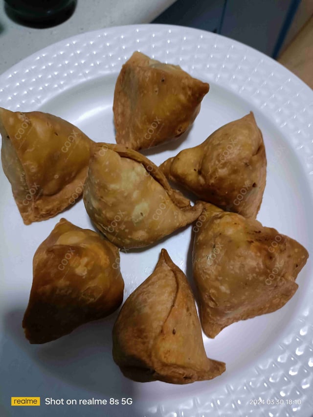 Delicious Mini Samosas prepared by COOX