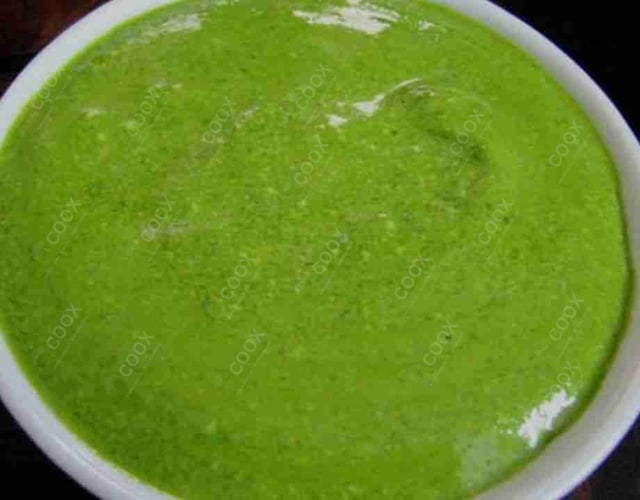 Delicious Green Chutney prepared by COOX