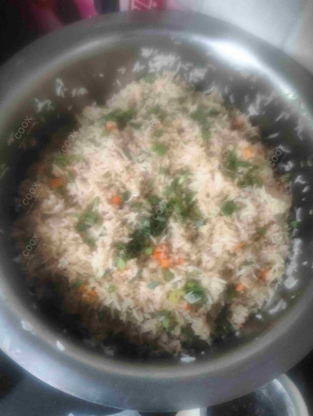 Delicious Veg Fried Rice prepared by COOX