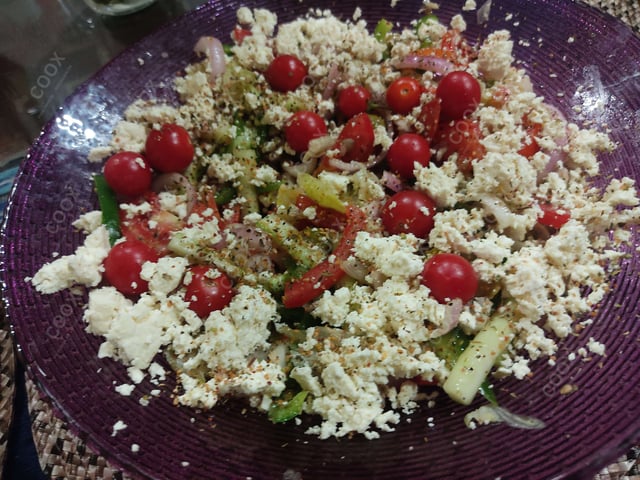 Delicious Greek Salad prepared by COOX