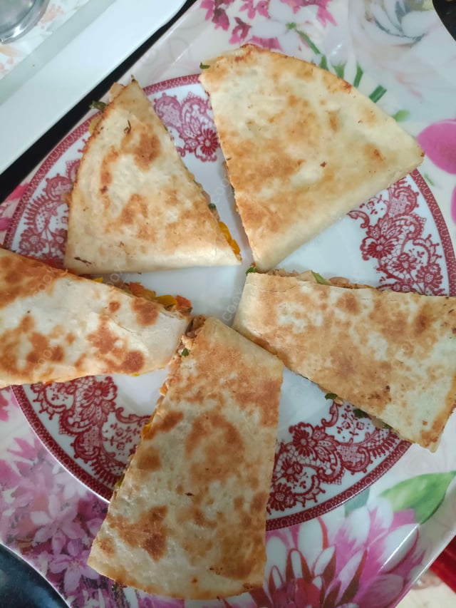 Delicious Chicken Quesadillas prepared by COOX