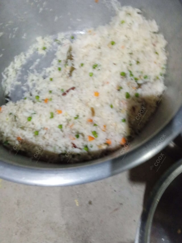 Delicious Steamed Rice prepared by COOX