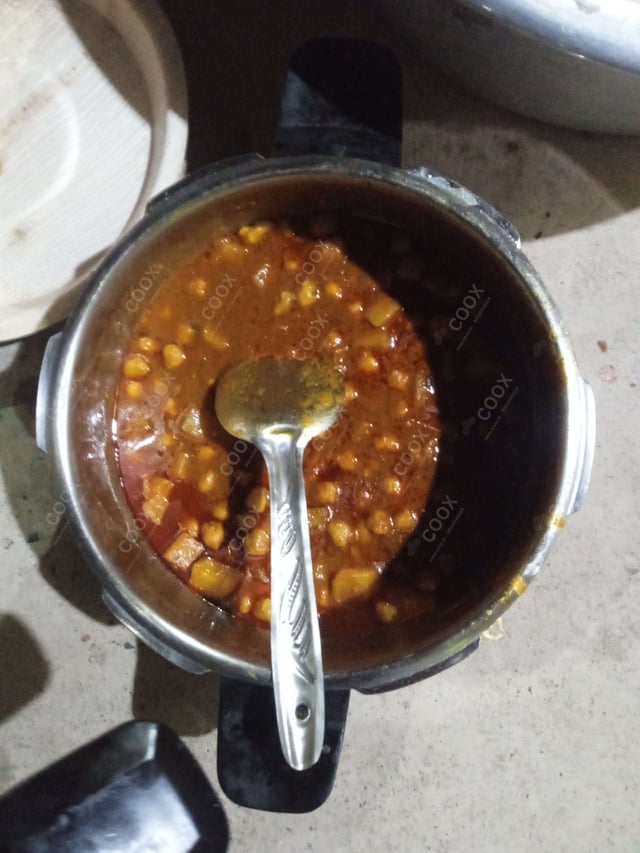 Delicious Kala Chana (Dry) prepared by COOX