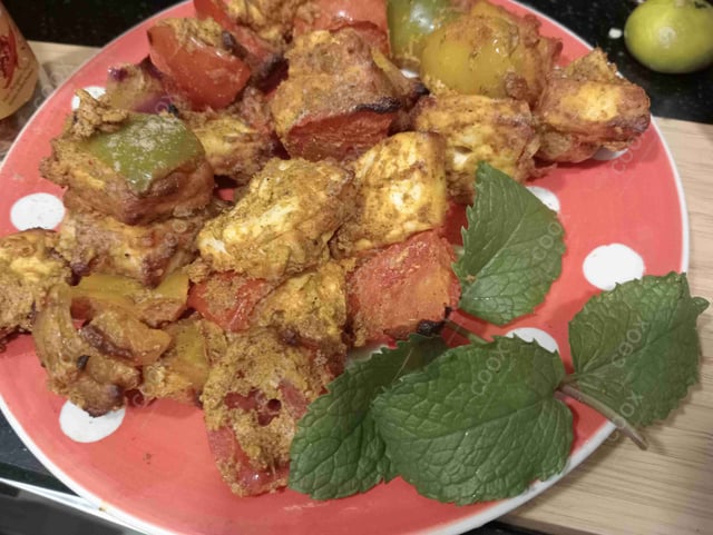 Delicious Paneer Tikka prepared by COOX